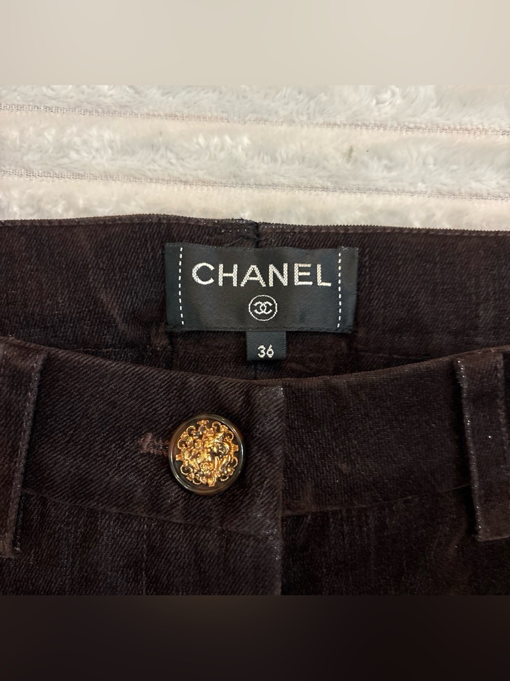 CHANEL Black and Brown Jeans - Picture 2 of 9